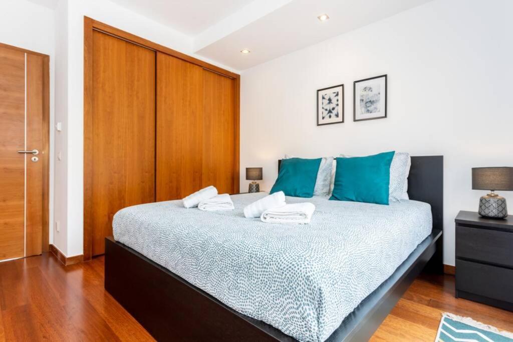 Baia Da Luz- Ground Floor Apartment ภายนอก รูปภาพ