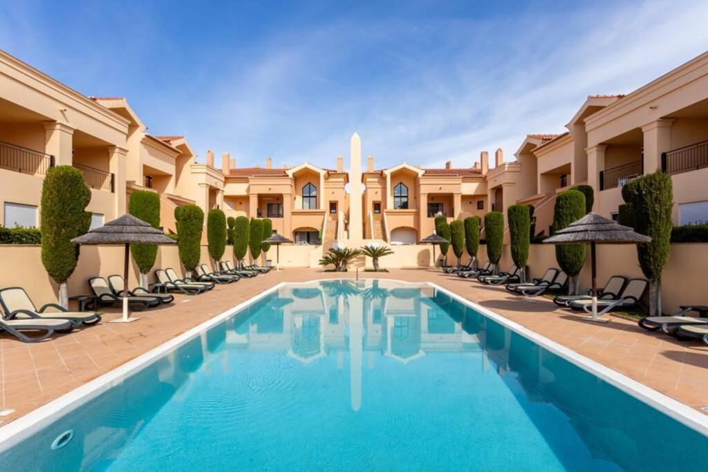 Baia Da Luz- Ground Floor Apartment ภายนอก รูปภาพ